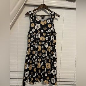 New Orleans Saints NFL Floral Sundress. Size 2X